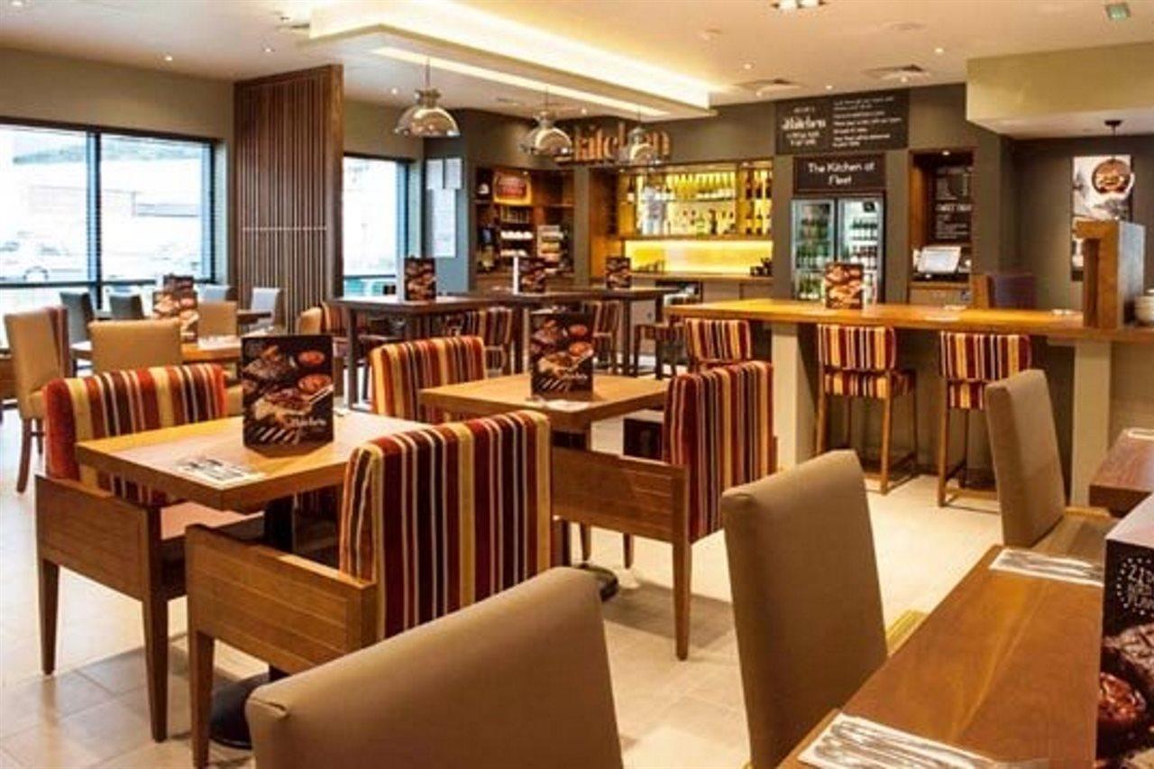 Premier Inn Fleet Luaran gambar