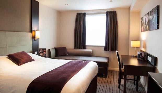 Premier Inn Fleet Luaran gambar